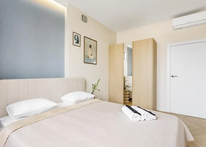 Almond Penthouse Apartment