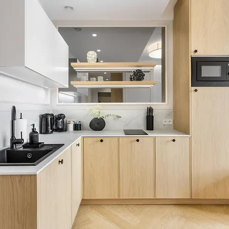 Almond Penthouse 公寓 *